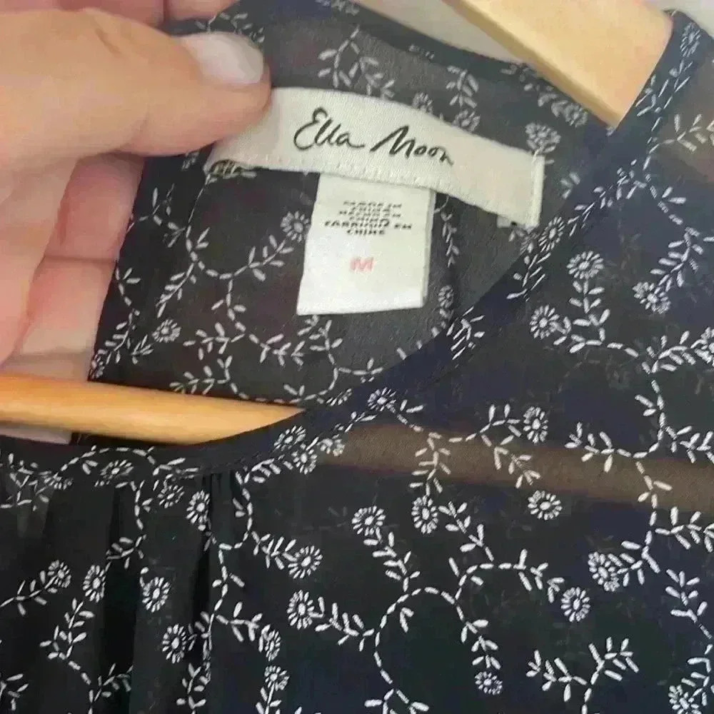 Women’s Long Sleeve Dress - Picture 3 of 7